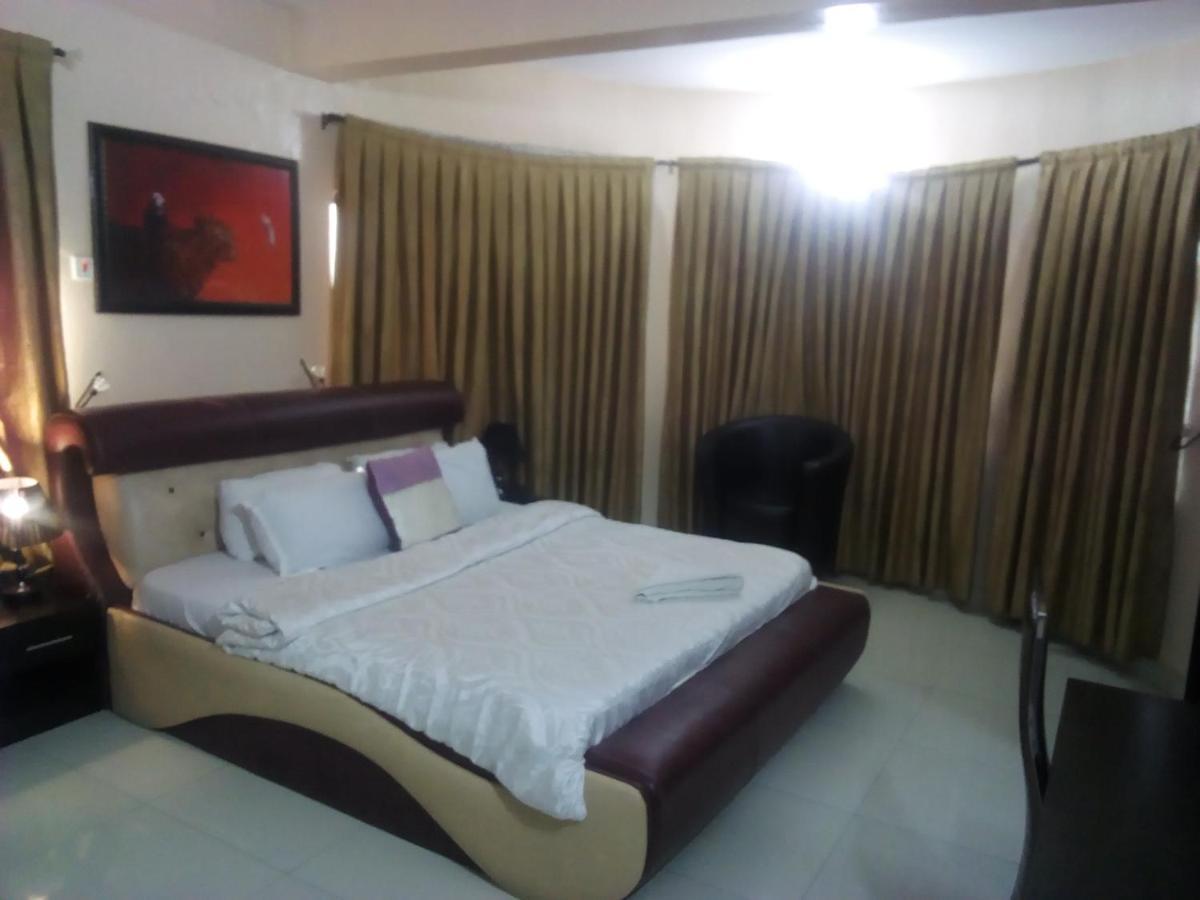 Primal Aparthotel Ikoyi Лагос Экстерьер фото