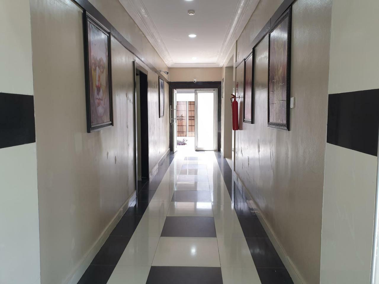Primal Aparthotel Ikoyi Лагос Экстерьер фото