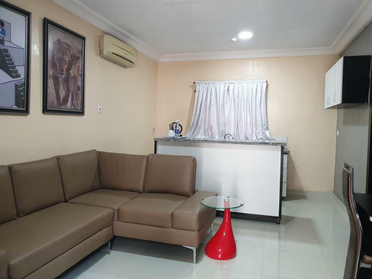 Primal Aparthotel Ikoyi Лагос Экстерьер фото